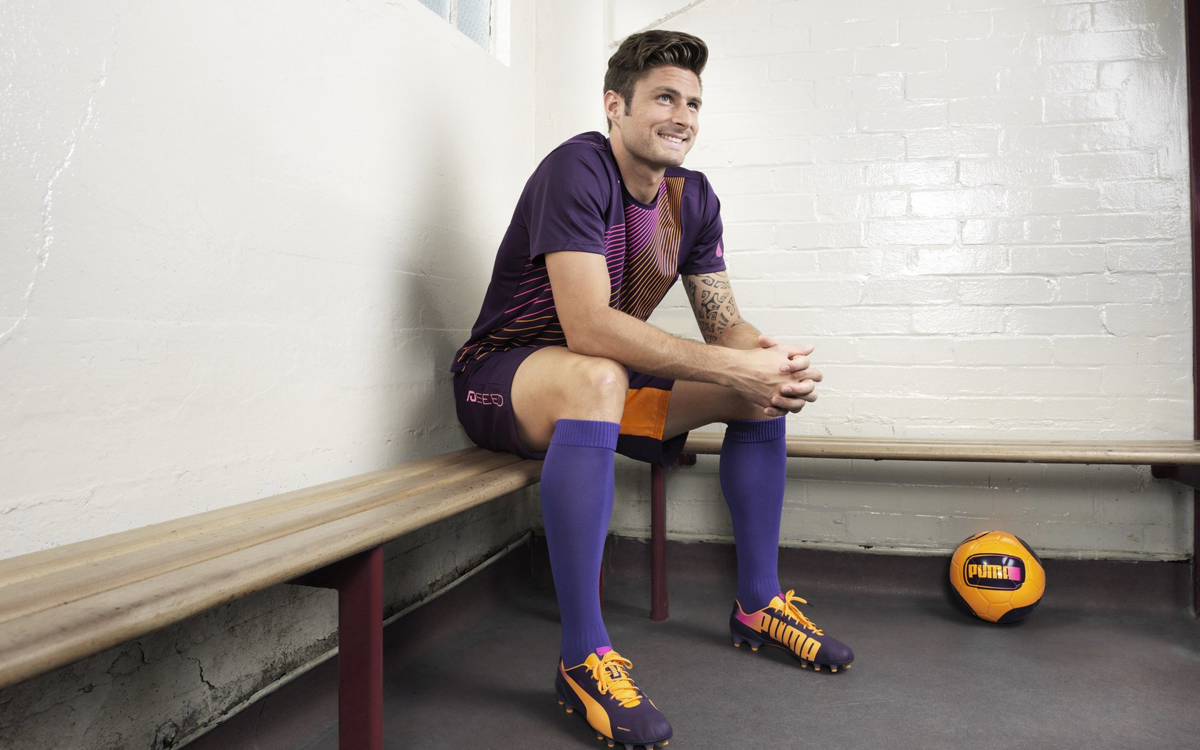 赫塔菲紧凑站位构建防守壁垒，赫塔菲实力